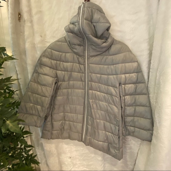 *BRAND NEW* Grey Puffer Jacket - Picture 2 of 4